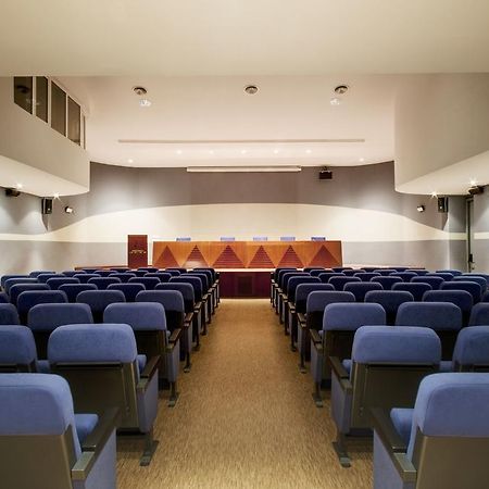 Residencia D'Investigadors Ostello Barcellona Esterno foto