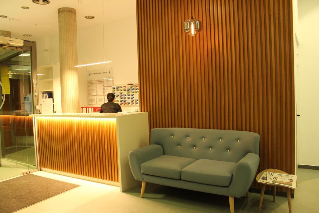 Residencia D'Investigadors Ostello Barcellona Esterno foto